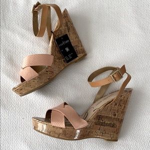 Sam and Libby Wedges 9.5